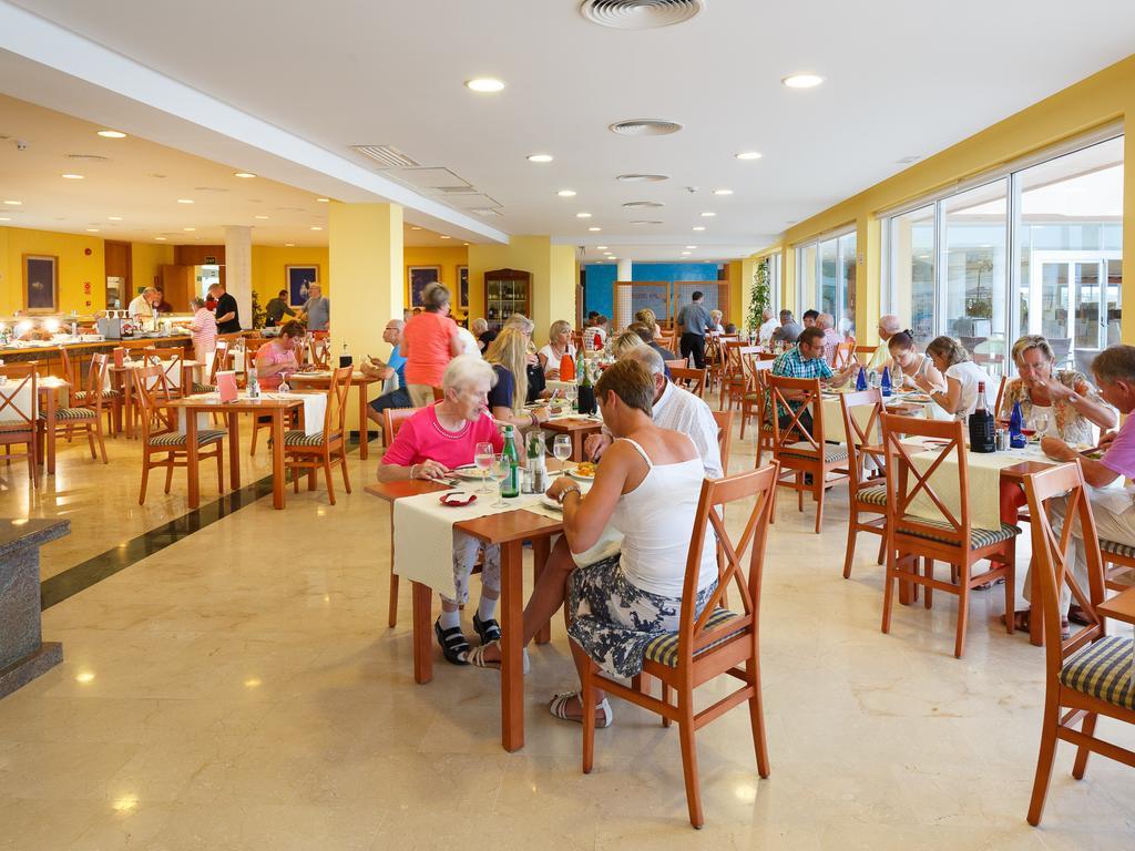 Aparthotel Dunes Platja Can Picafort  Eksteriør billede