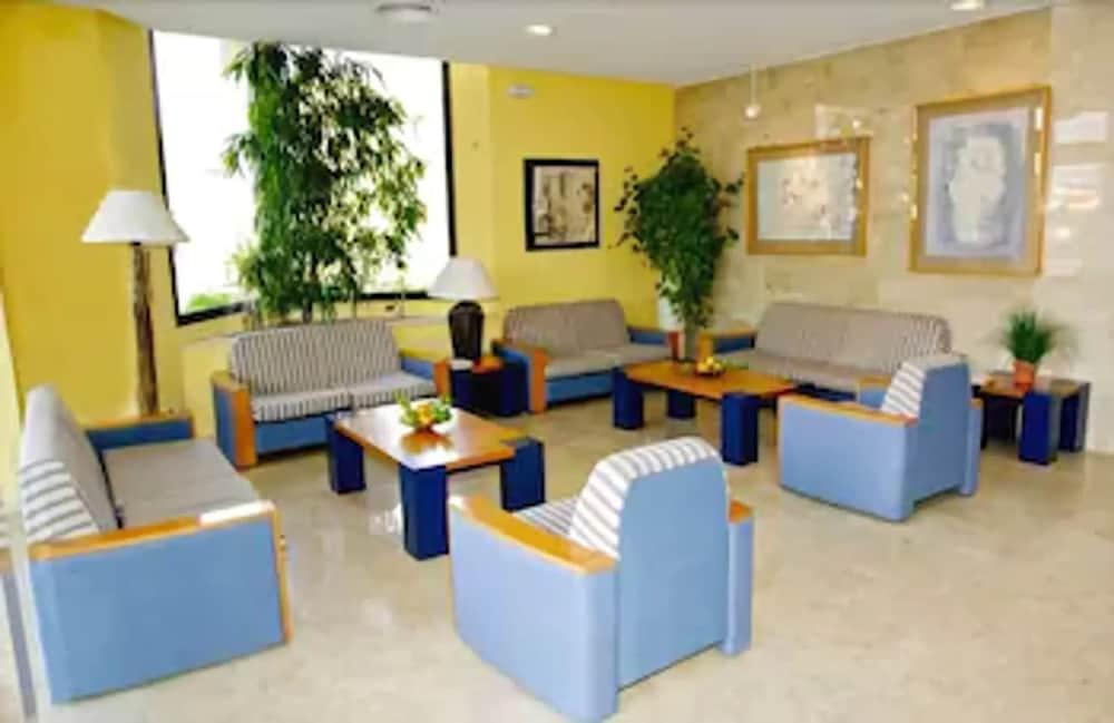 Aparthotel Dunes Platja Can Picafort  Eksteriør billede