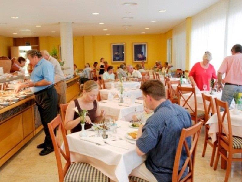 Aparthotel Dunes Platja Can Picafort  Eksteriør billede